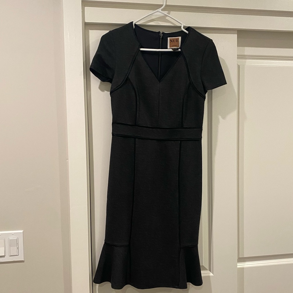 NUE by Shani Dress Size 4